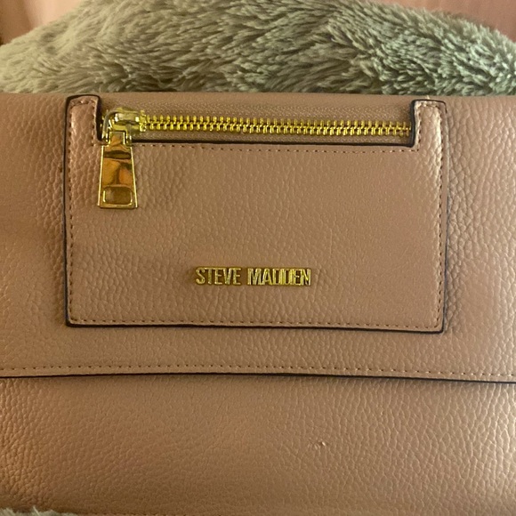 Steven Madden Pink Purse - Picture 2 of 6